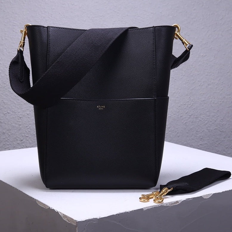 Celine SANGLE SEAU BUCKET 33 BAG BLACK CALFSKIN
