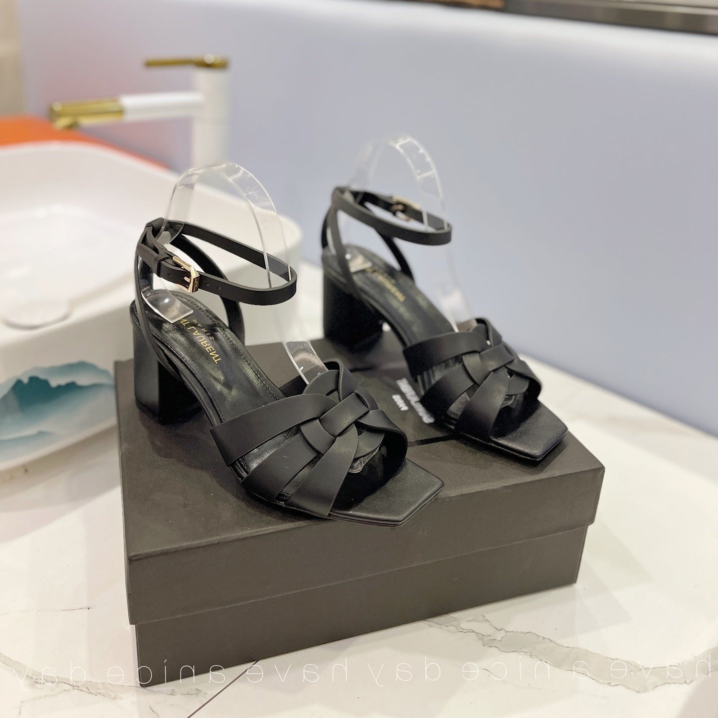 Saint Laurent SL TRIBUTE SANDAL BLACK CALFSKIN