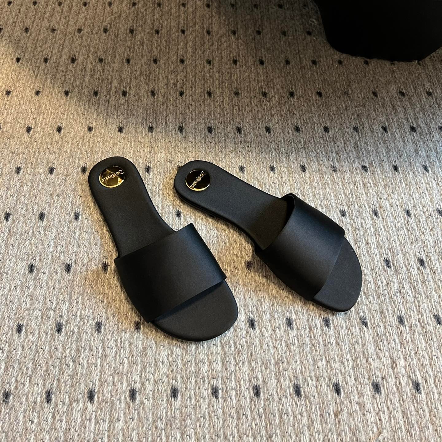 Saint Laurent SL CARLYLE SLIPPERS BLACK SATIN