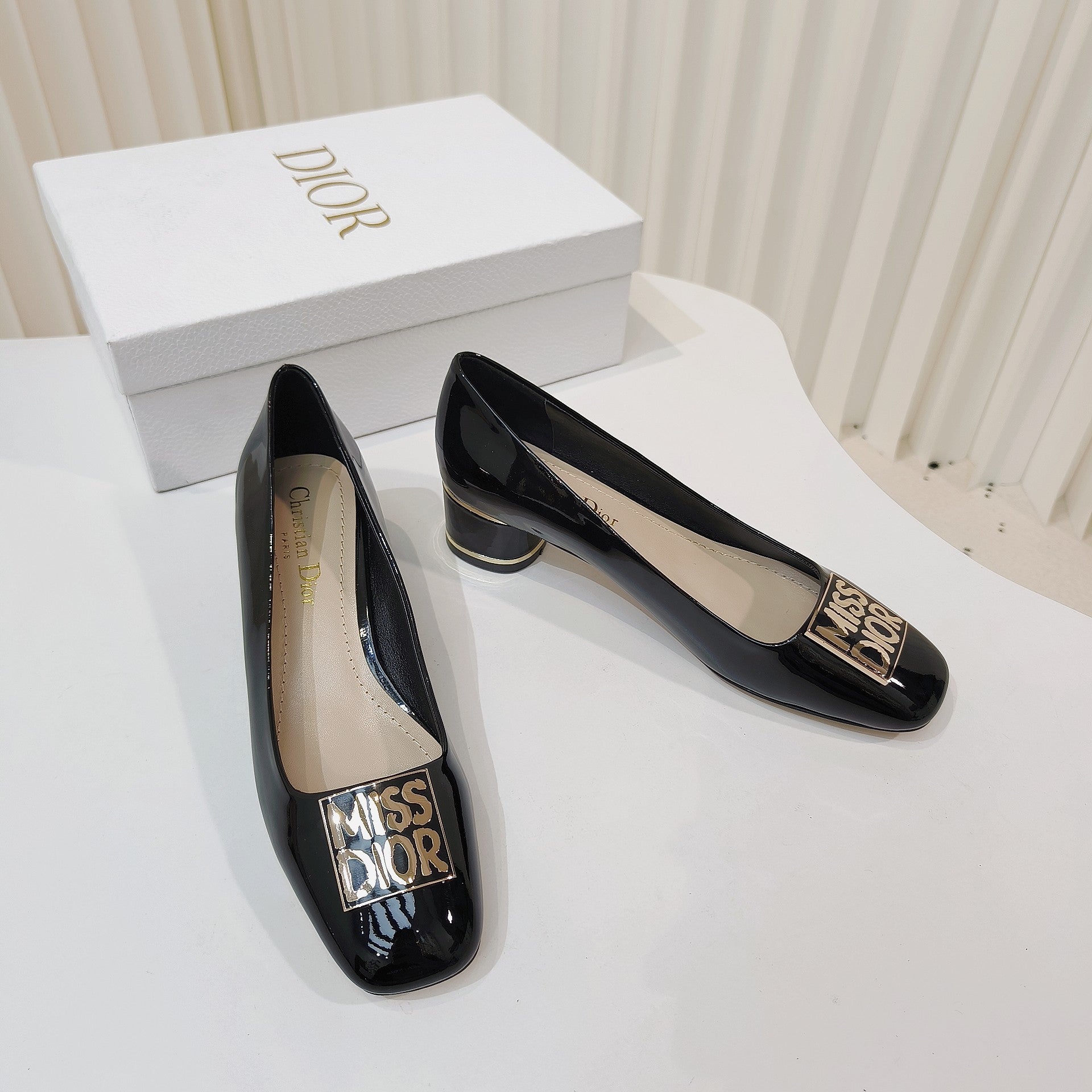 DIOR Miss DIOR Pump 40mm In Glossy Black Cowhide 111368