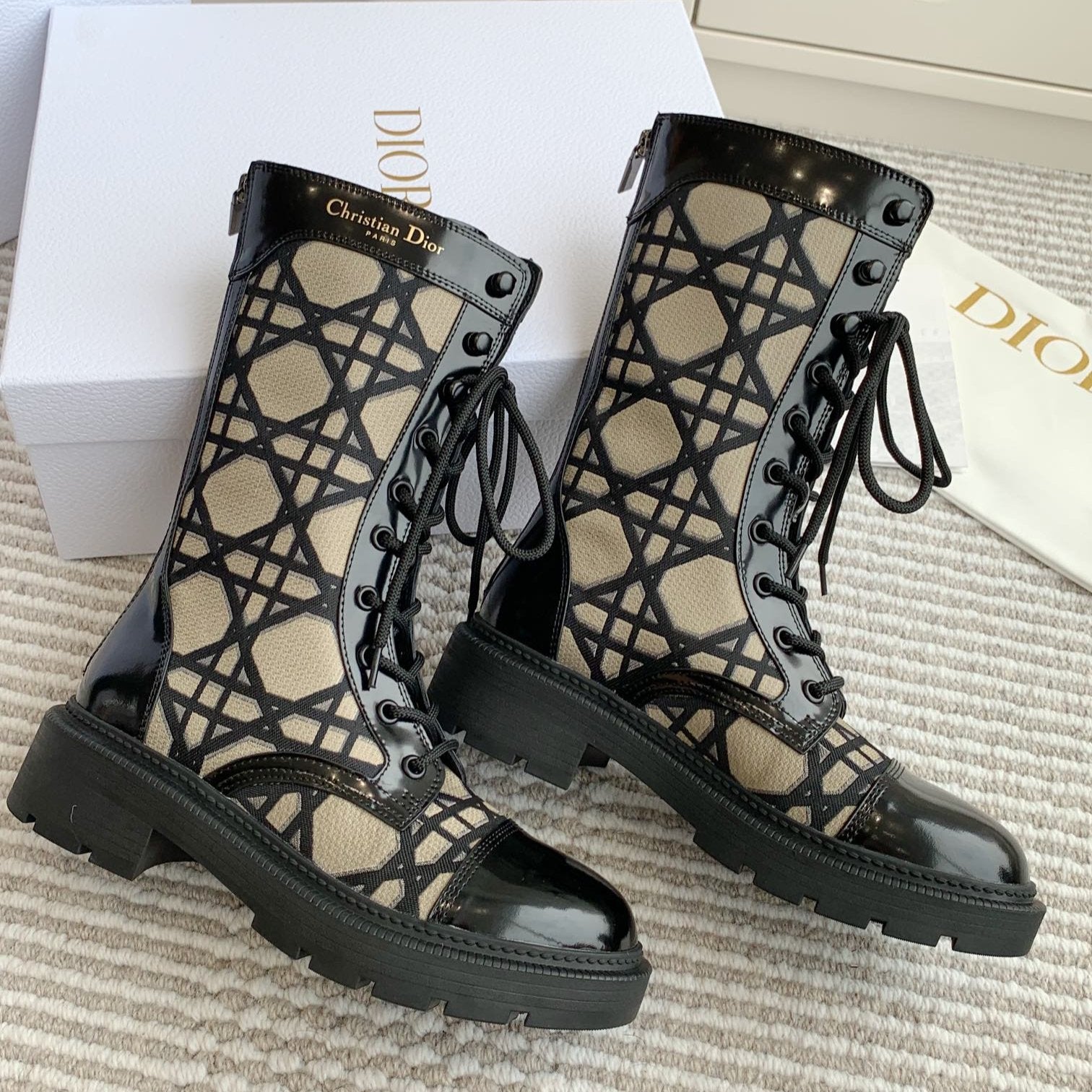 DIOR D-Unit Ankle Boot In Dark Beige Mix Black Canvas And Glossy Cowhide 105082