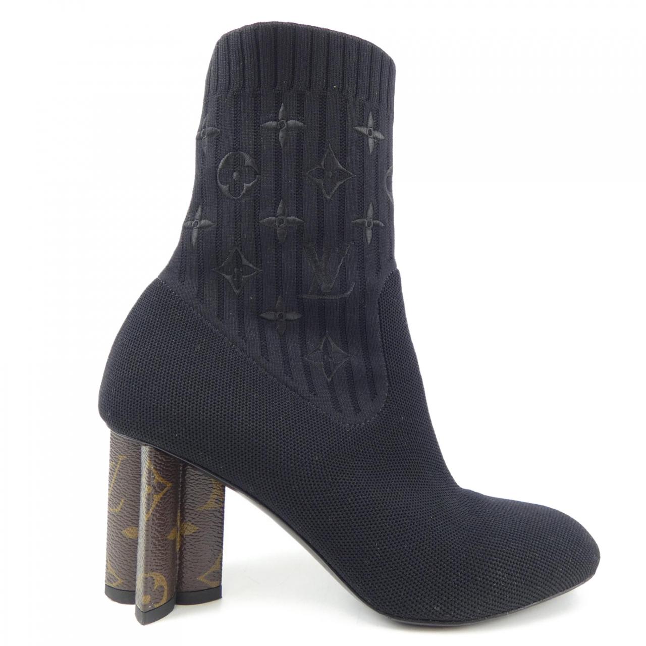 Louis Vuitton Silhouette Line Boots