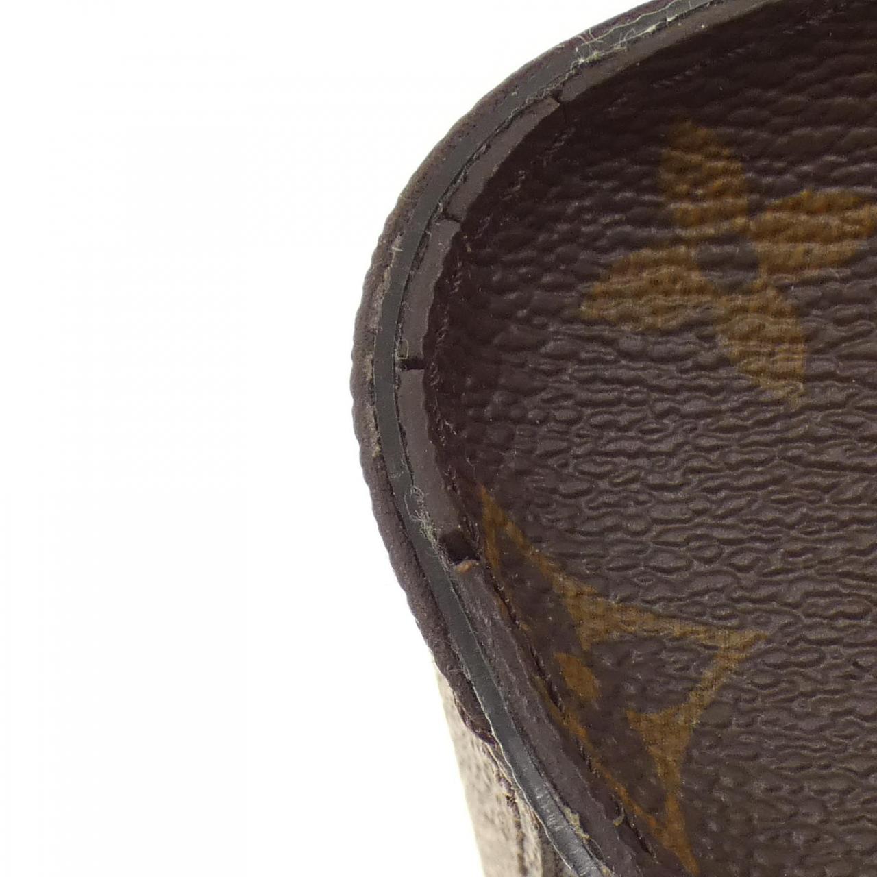 Louis Vuitton Monogram Accessory Pouch