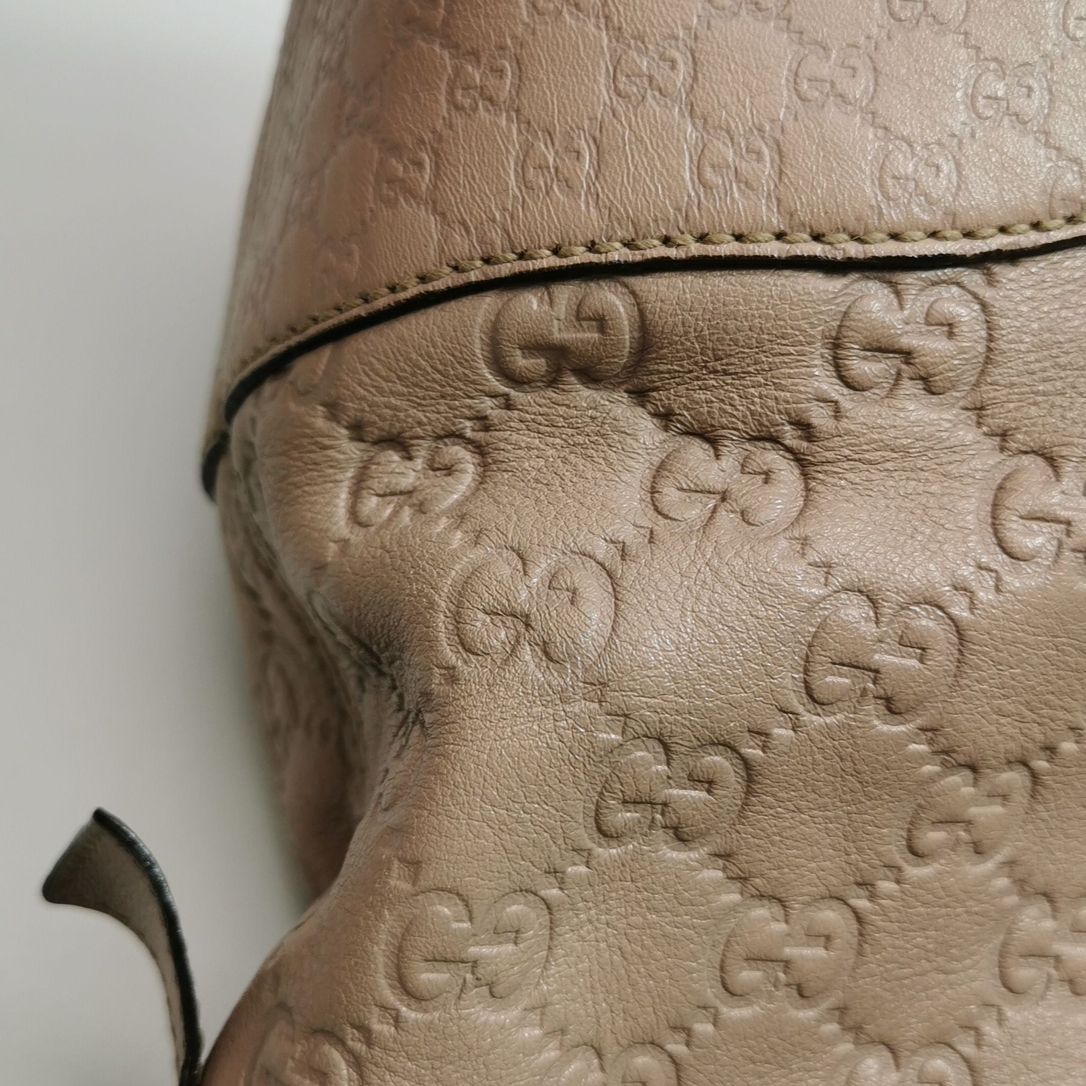 Gucci Bree Leather GG Monogram Shoulder Bag 250524781206387
