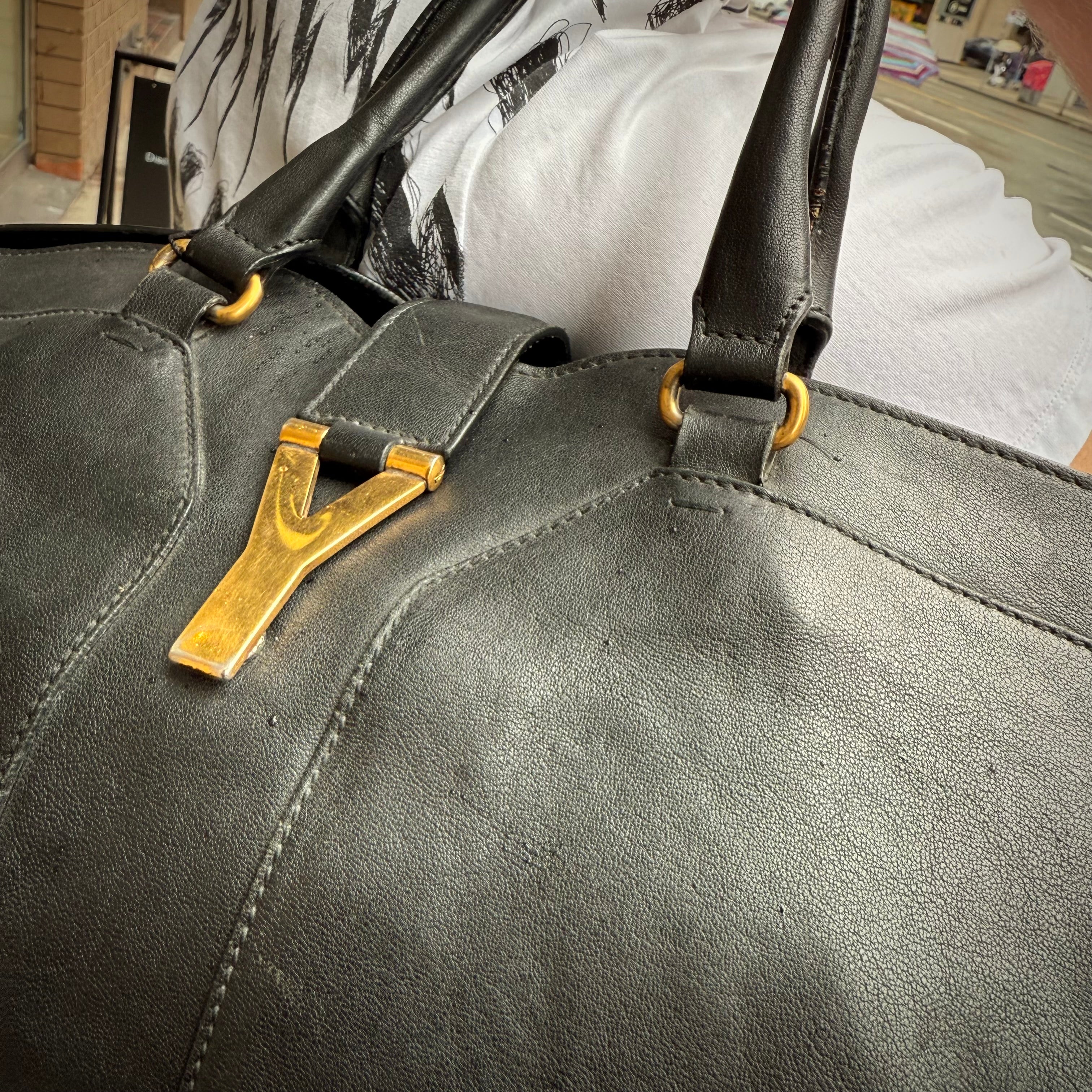 Yves Saint Laurent Black Lambskin Cabas Handbag