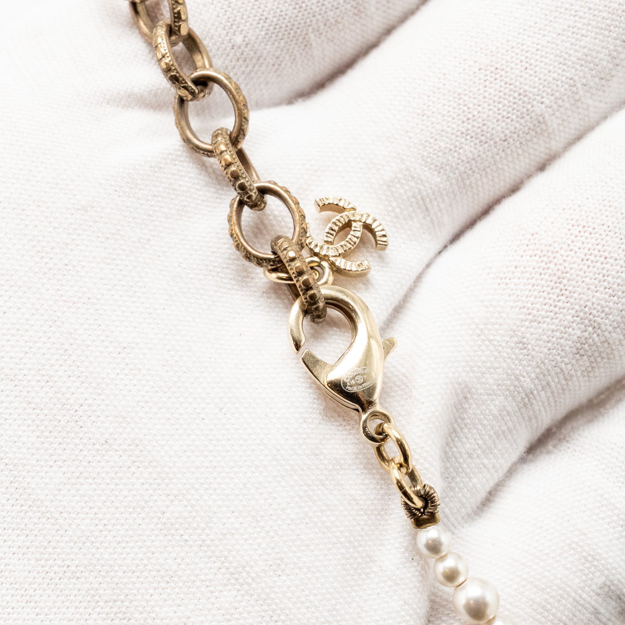 Chanel Camellia Bracelet Pearl/Crystal Light Gold Tone