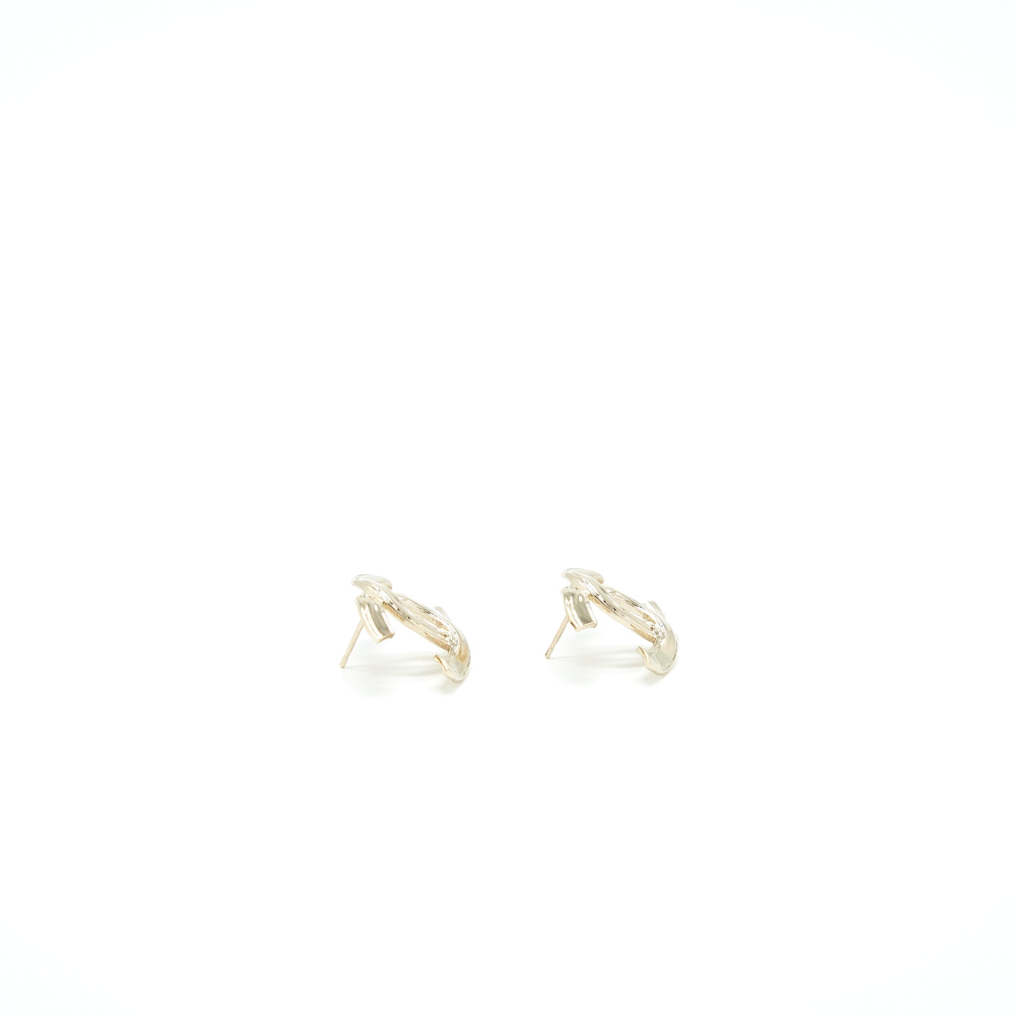 Chanel 22S CC Logo Large Model Earrings Light Gold Tone