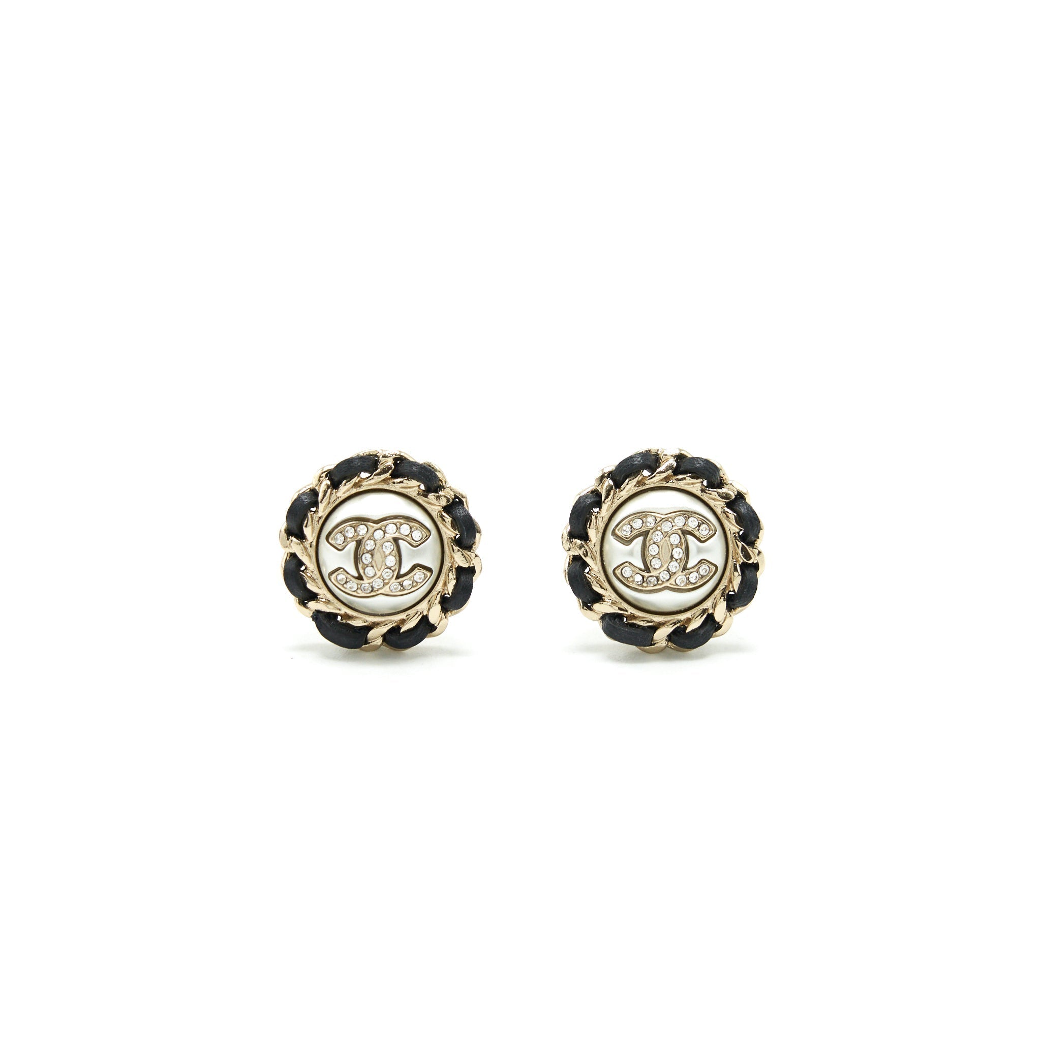 Chanel 22P Round Ear Clip LGHW