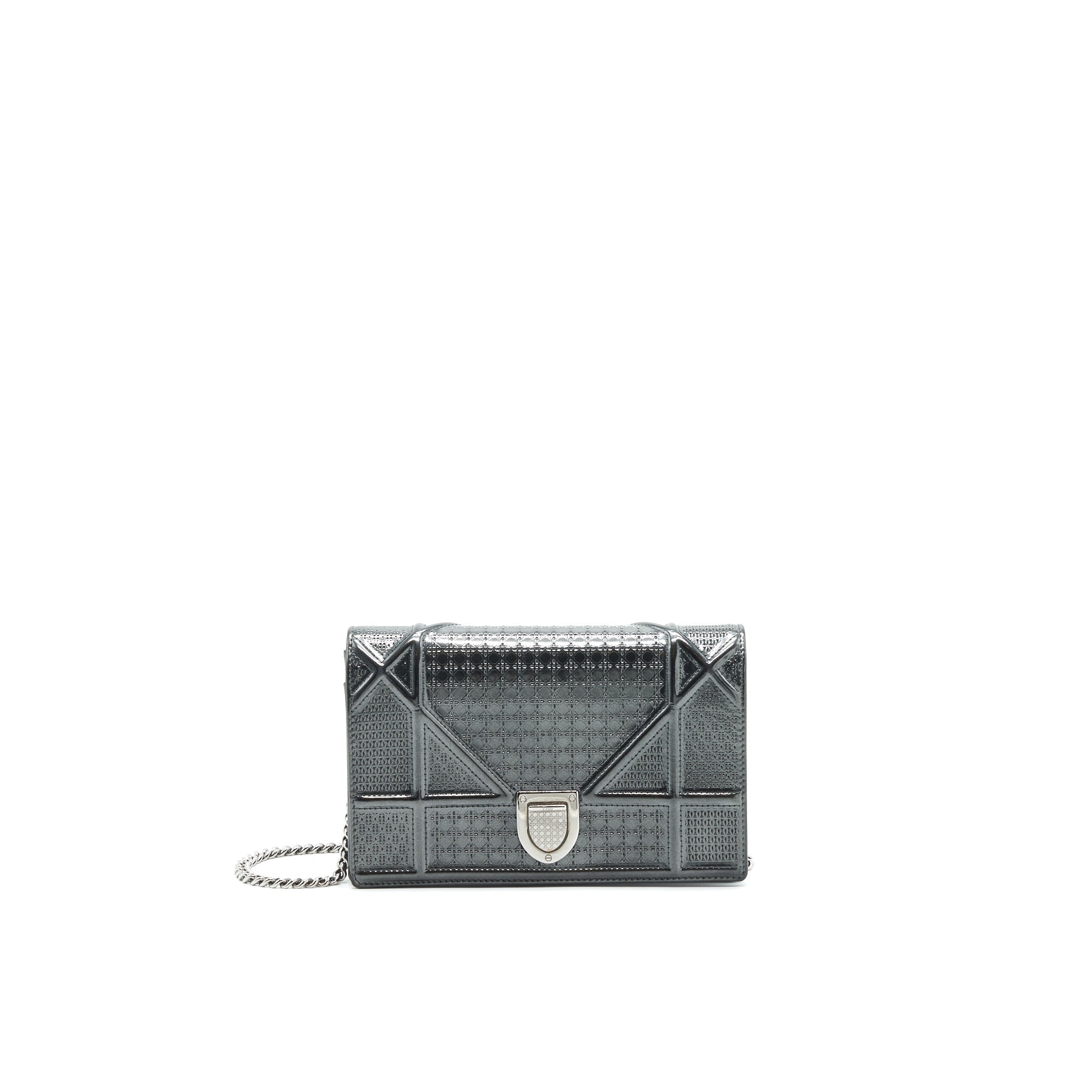 CHRISTIAN DIOR DIORAMA WALLET ON CHAIN METALLIC BLACK SHW