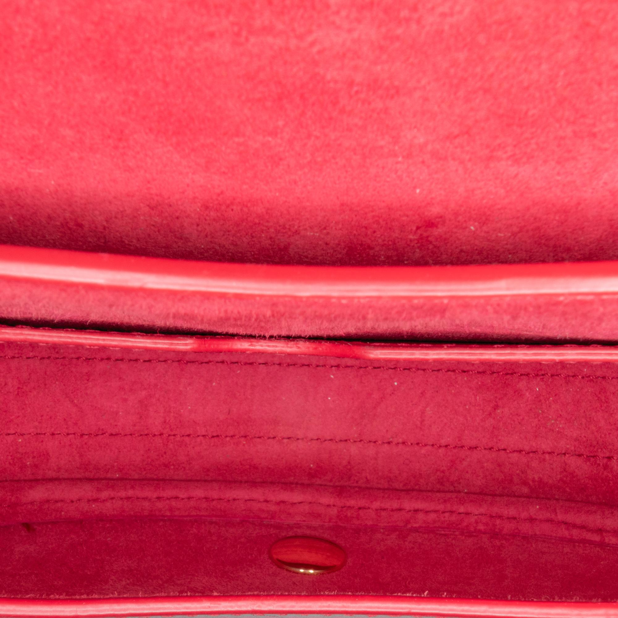 Dior Small Leather Bobby Crossbody (SHG-UBeSBC)