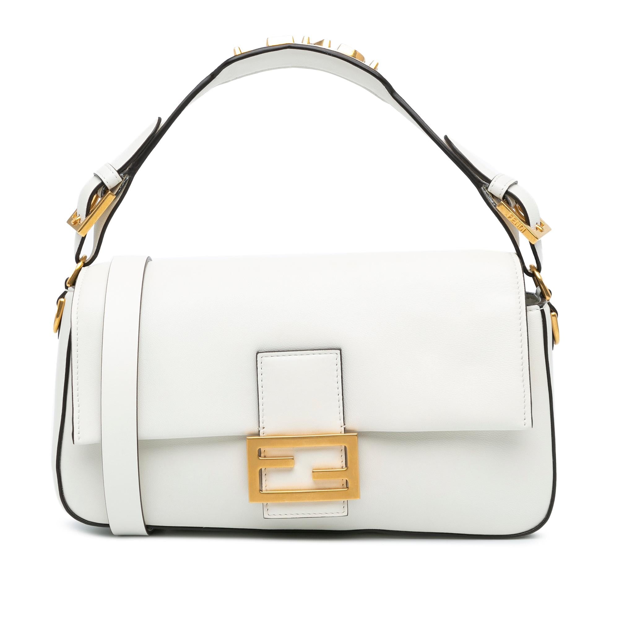 Fendi Convertible Leather Baguette (SHG-lX4WIf)