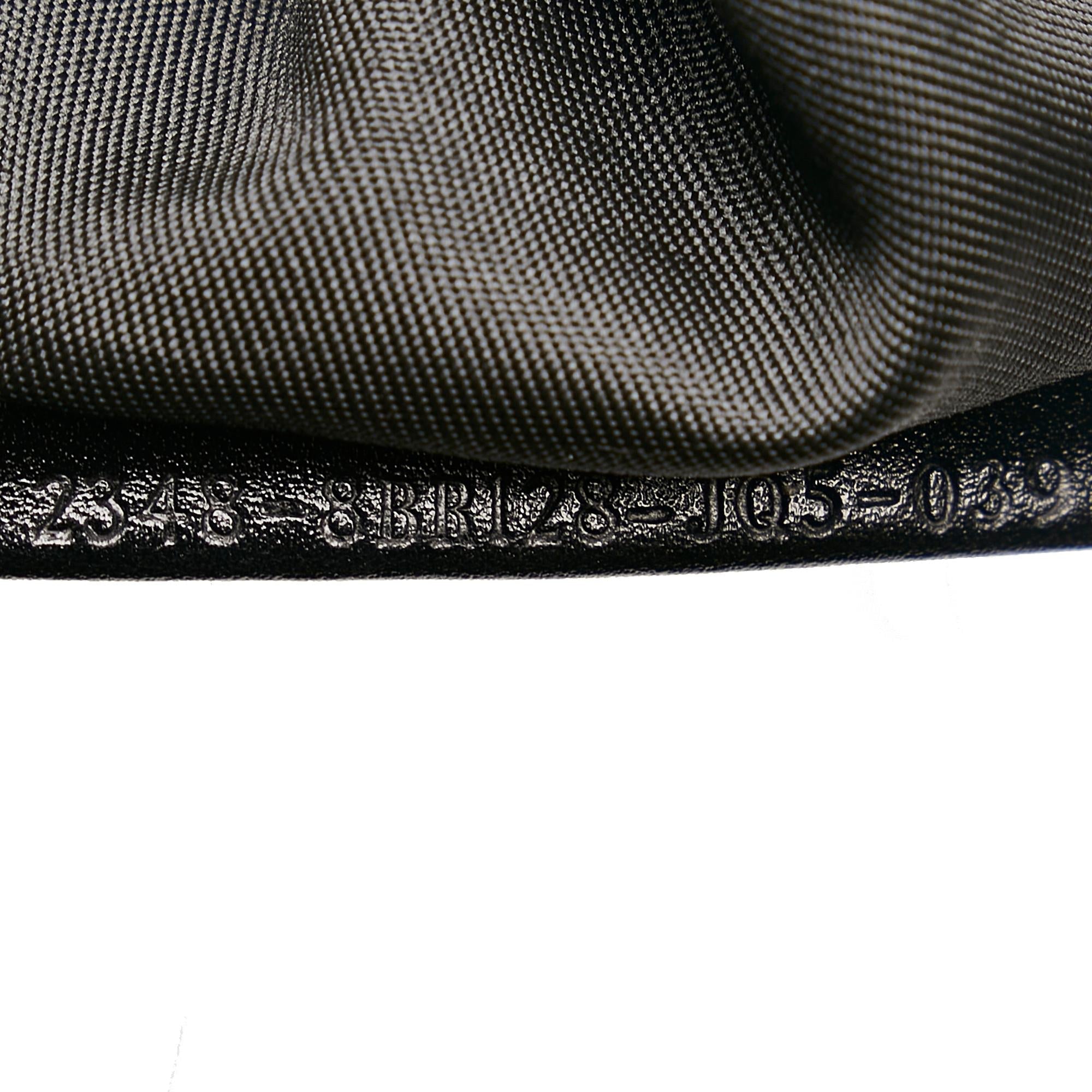 Fendi Zucchino Oyster (SHG-d0Proi)