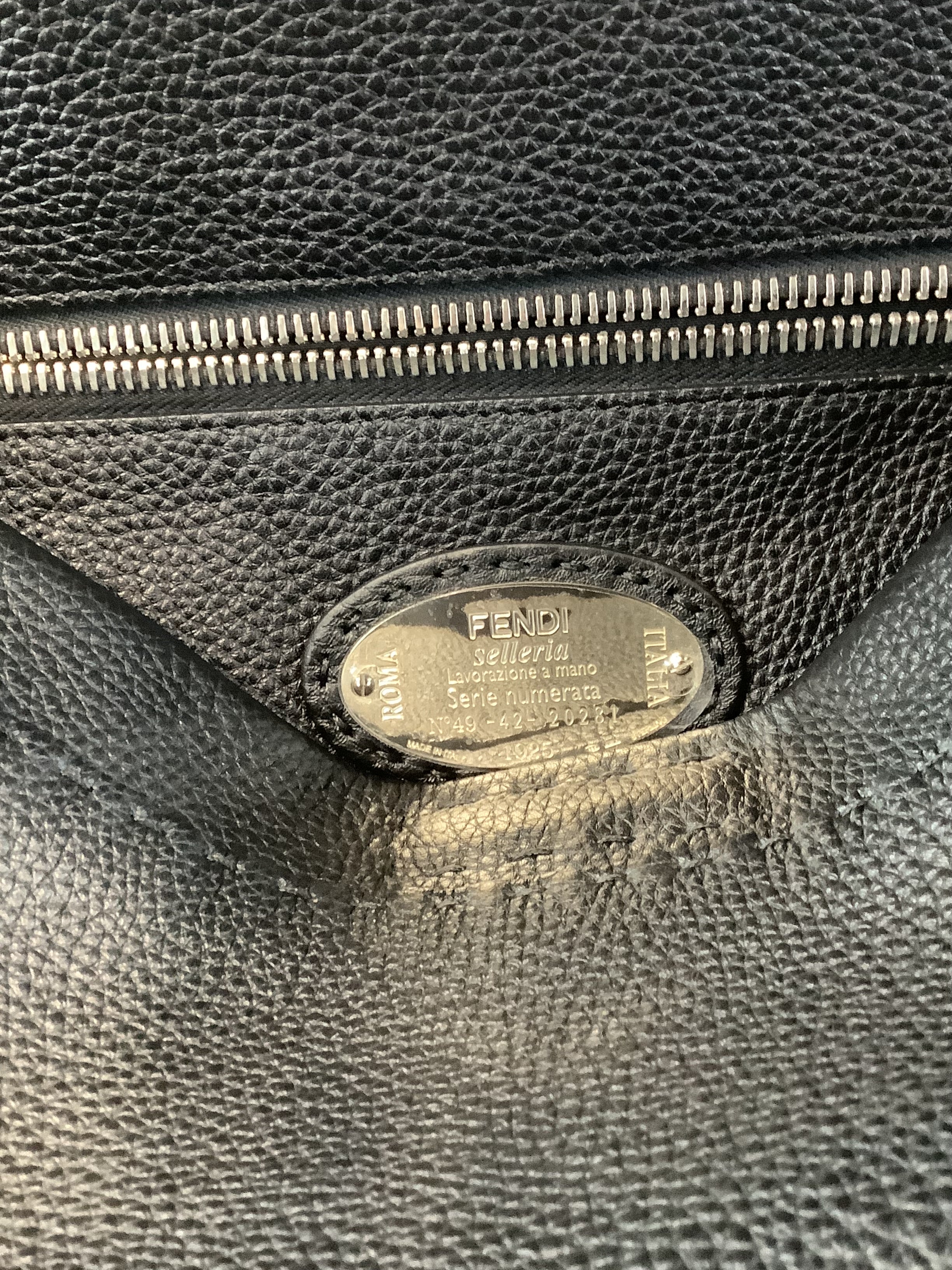 Fendi Peekaboo Large – Men’s Black Leather Travel Bag