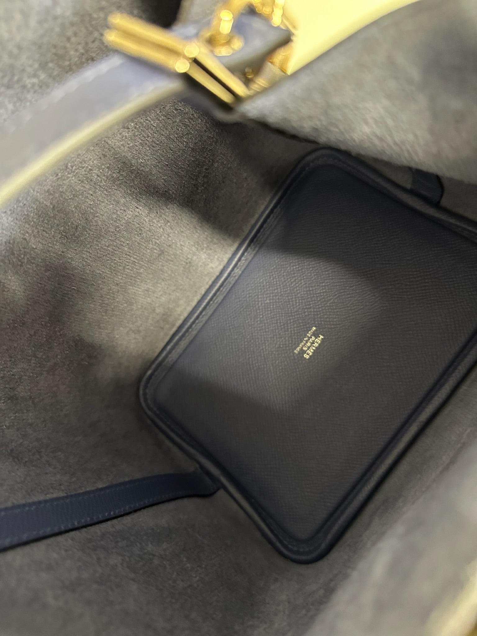 HERMES - Bleu Encre Brique Epsom Tressage De Cuir Picotin Lock 18 PHW