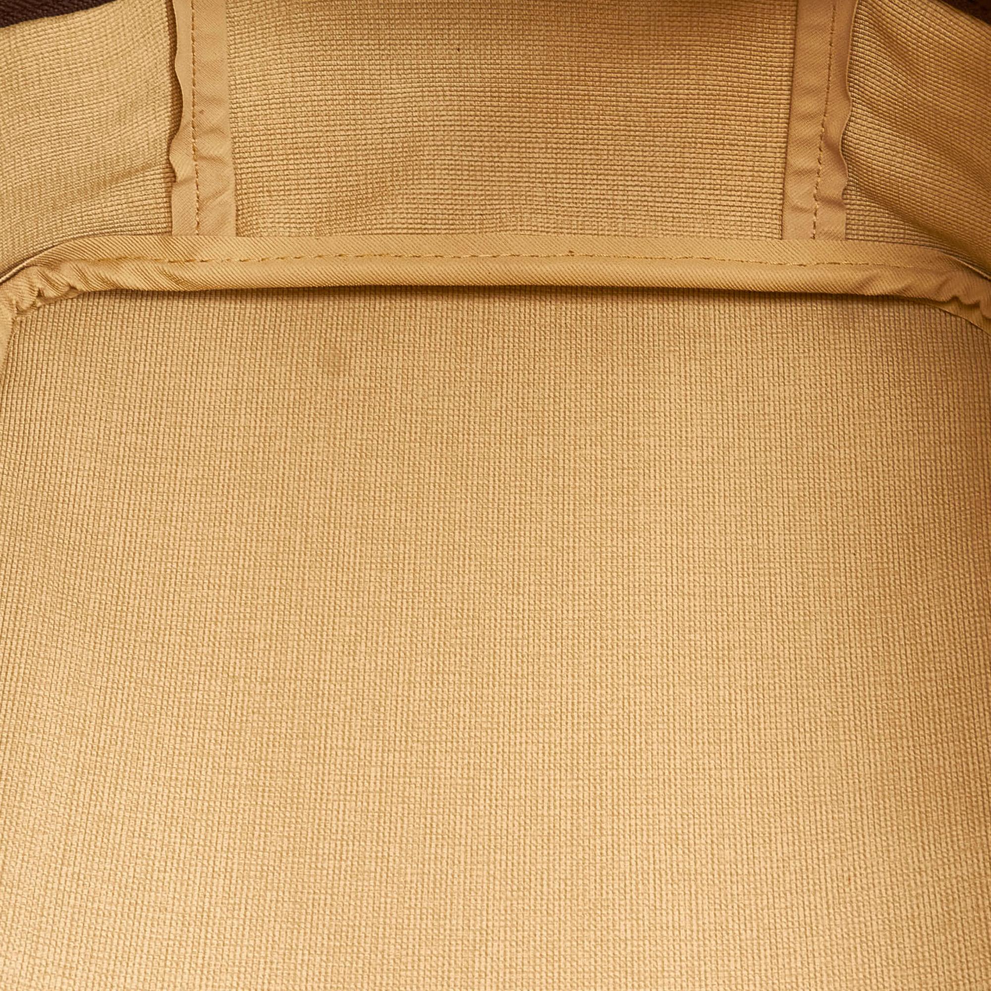 Louis Vuitton Monogram Excursion (SHG-28371)