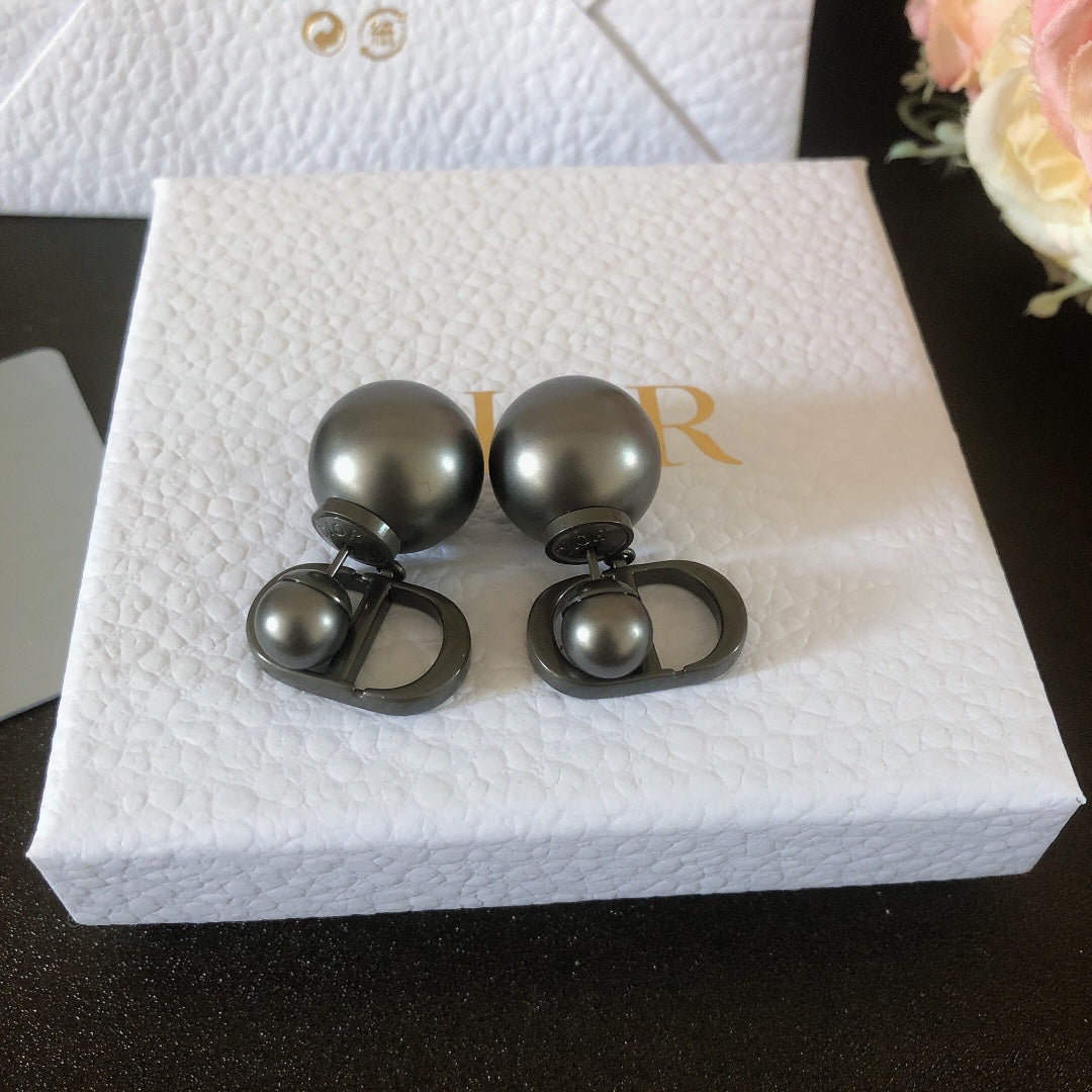 DIOR WOMEN'S DESIGNER BLACK EARRINGS