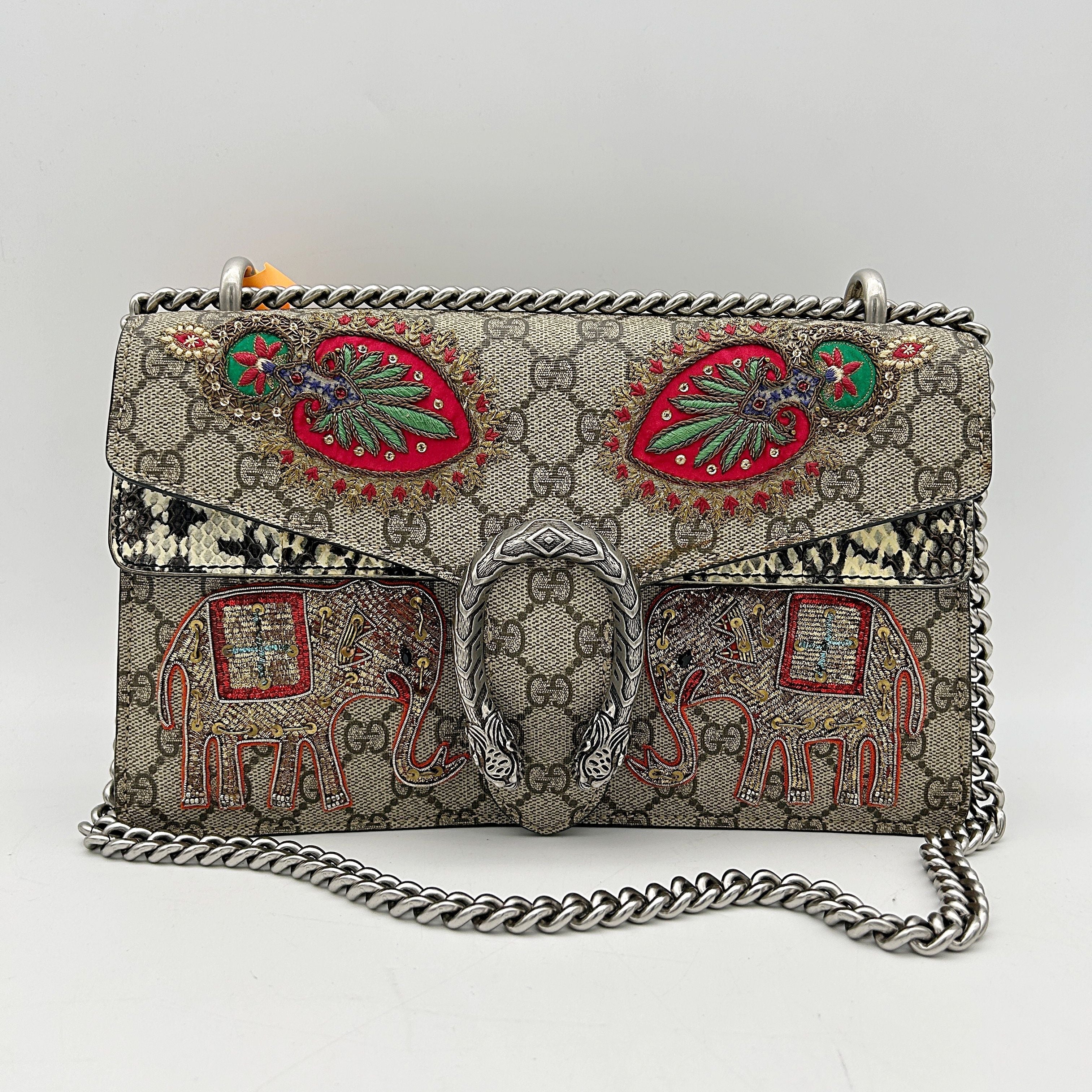 GUCCI GG Supreme Monogram Elaphe Elephant Embroidered Small Dionysus Shoulder Bag 2506042405