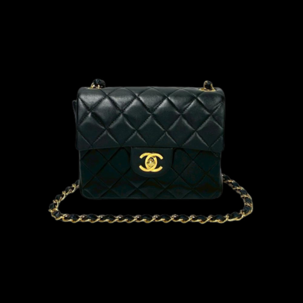 Black Leather Chanel Shoulder Bag
