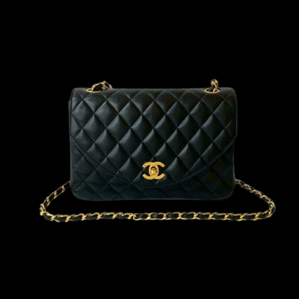 Black Leather Chanel Shoulder Bag