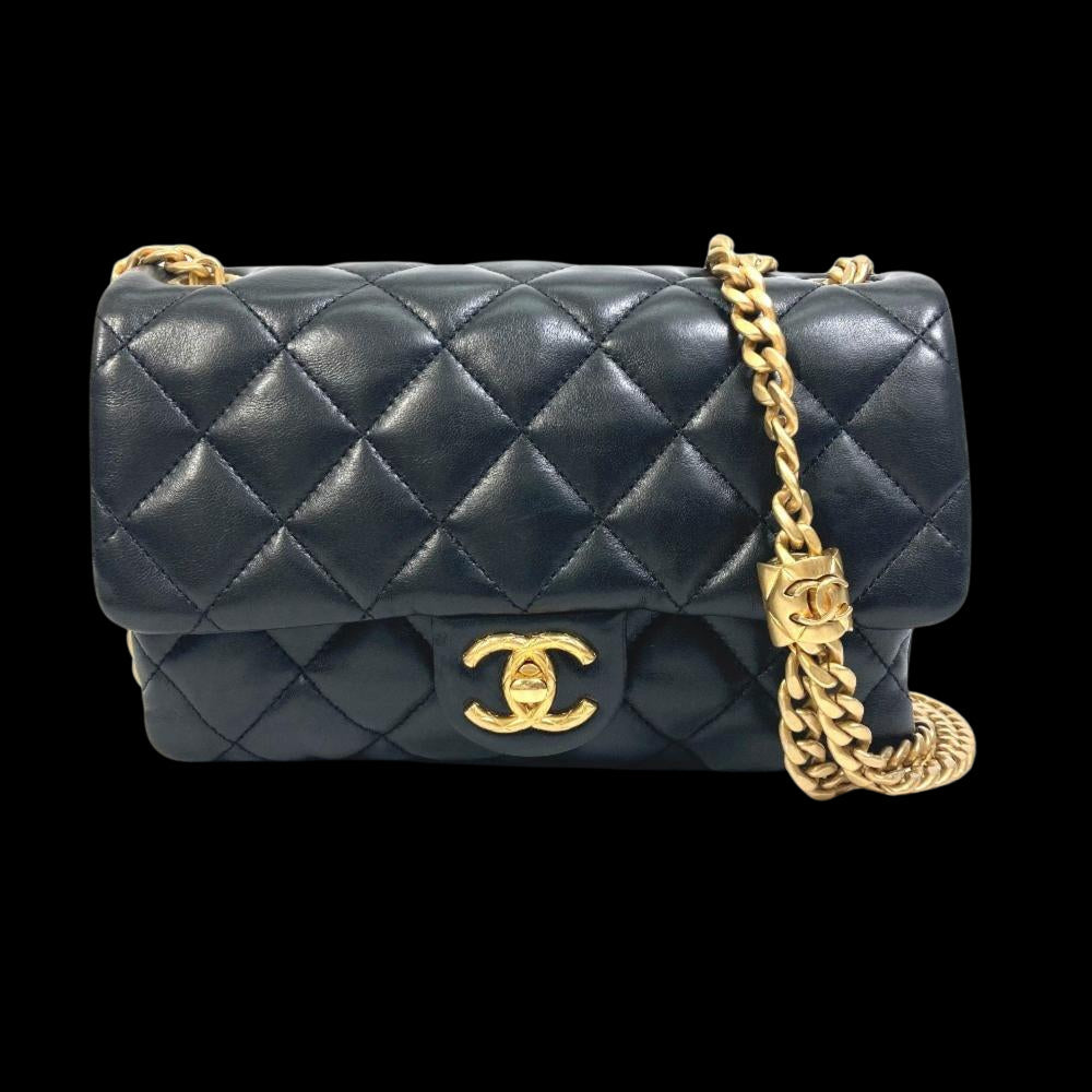 Black Leather Chanel Shoulder Bag