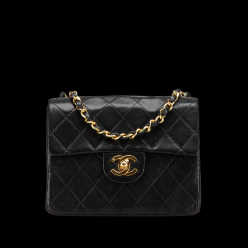 Black Leather Chanel Shoulder Bag