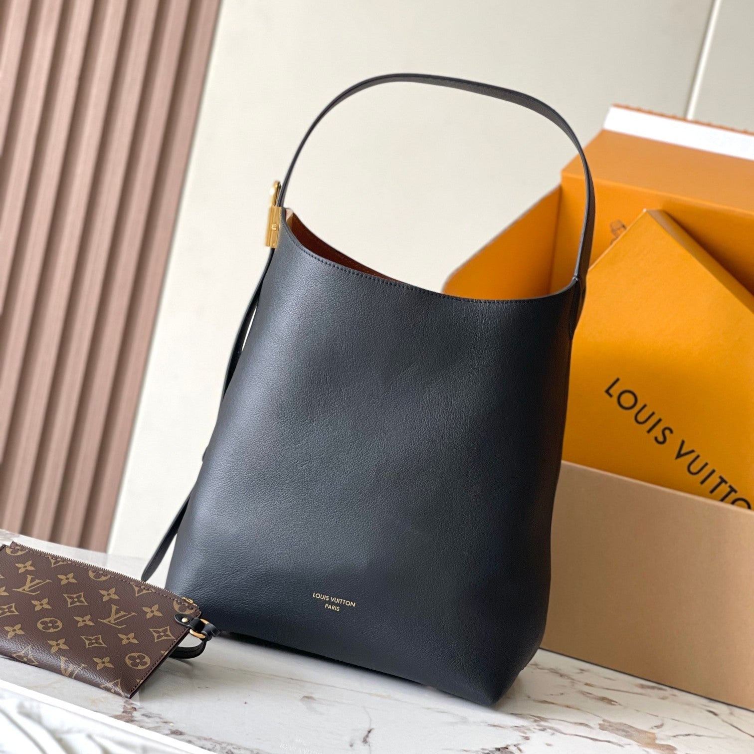 Louis Vuitton LOW KEY HOBO MM 35 IN BLACK SMOOTH CALFSKIN
