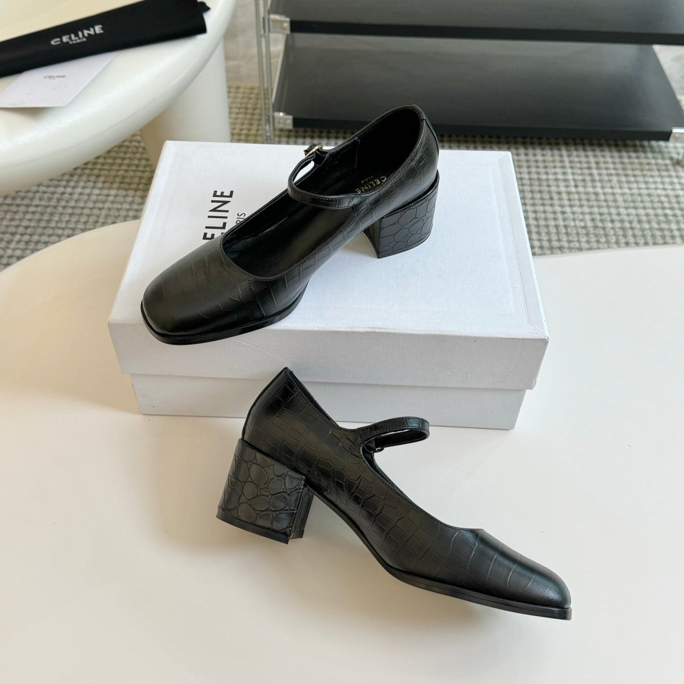 Celine WOMEN'S HIGH HEELS WITH ROUND TOE BLACK SPECIFIC COWHIDE