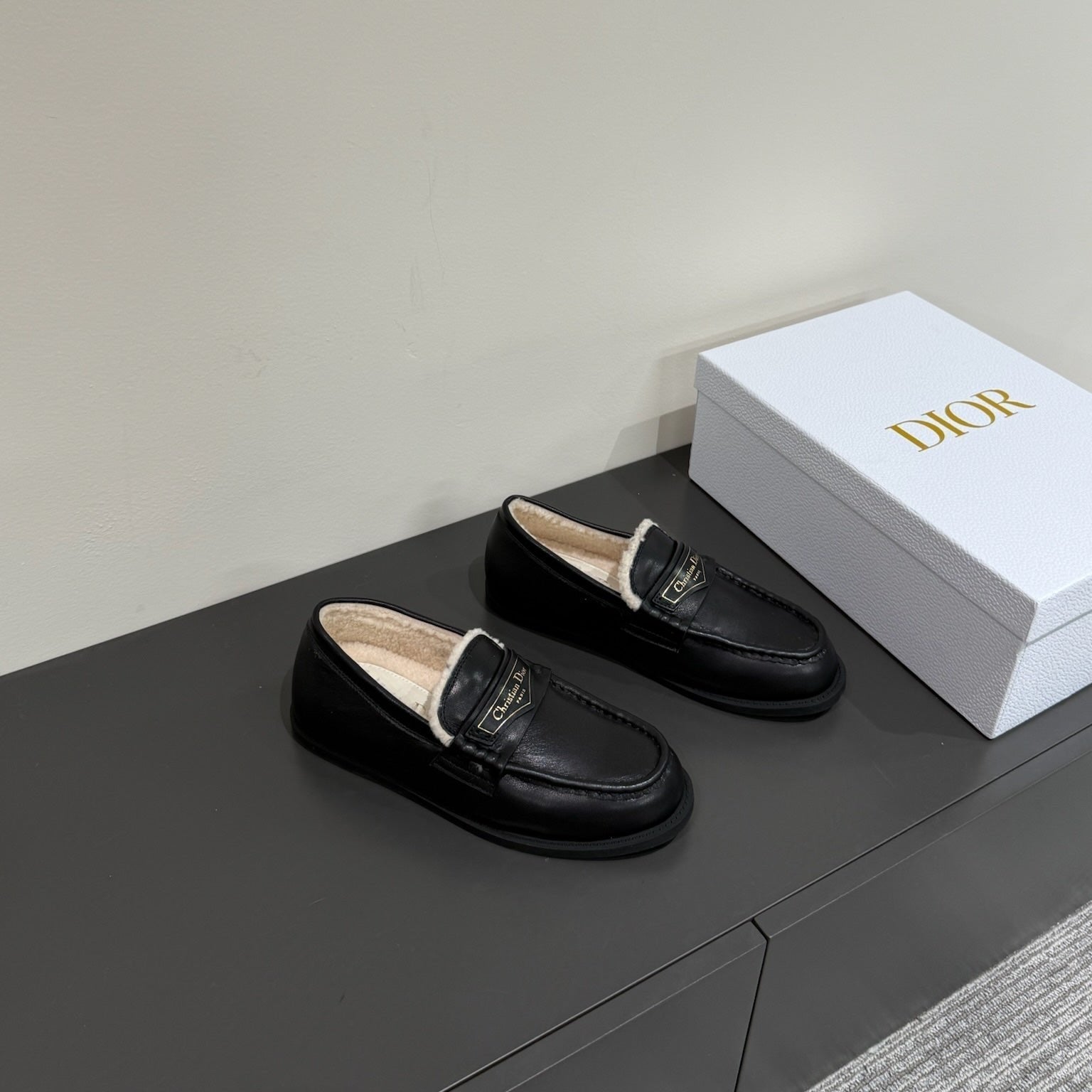 DIOR Loafers In Black Lambskin And Fleece Lining 109291