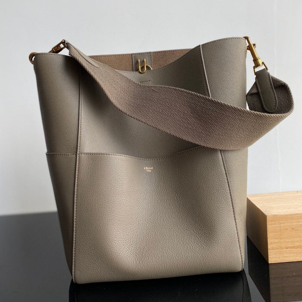 Celine SANGLE SEAU BUCKET 33 BAG PEANUT BROWN CALFSKIN