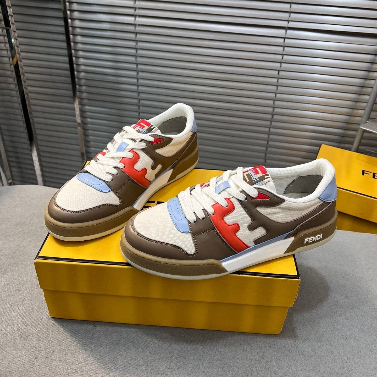 FENDI FENDI MATCH LOW TOPS IN COFFEE BROWN MIX WHITE CALFSKIN AND MESH