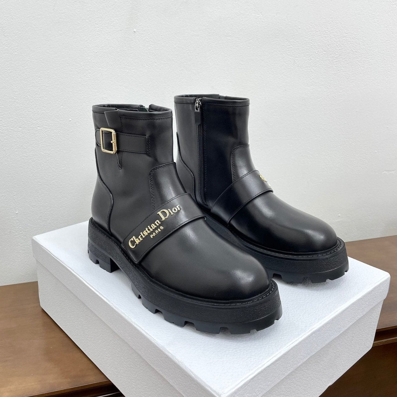 DIOR D-Quest Ankle Boot 40mm Plain Black Calfskin