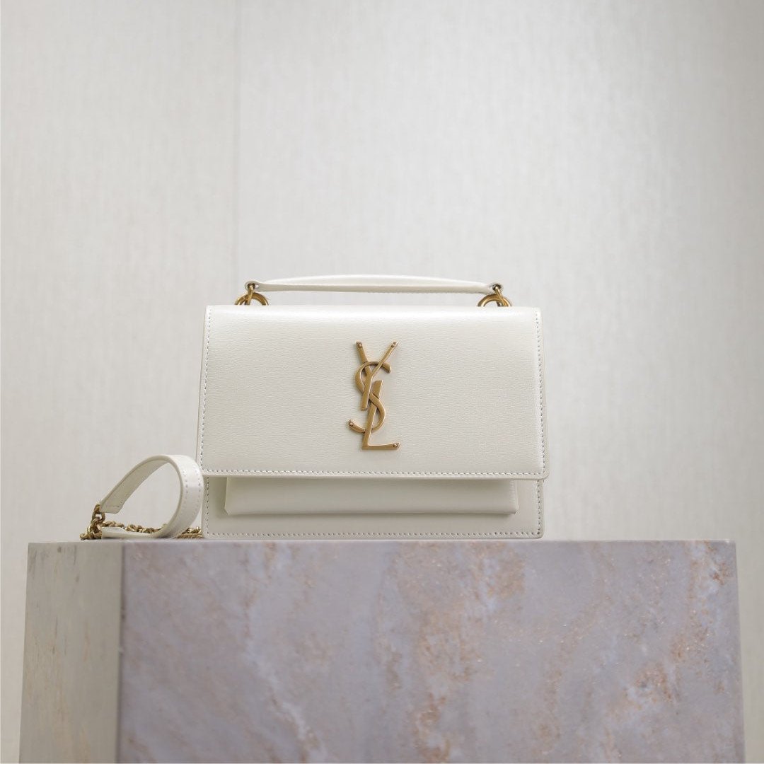 Saint Laurent SUNSET SMALL BAG 19 IN WHITE CALFSKIN GOLD HARDWARE
