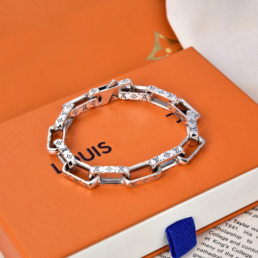 Louis Vuitton MONOGRAM CHAIN SILVER BRACELET