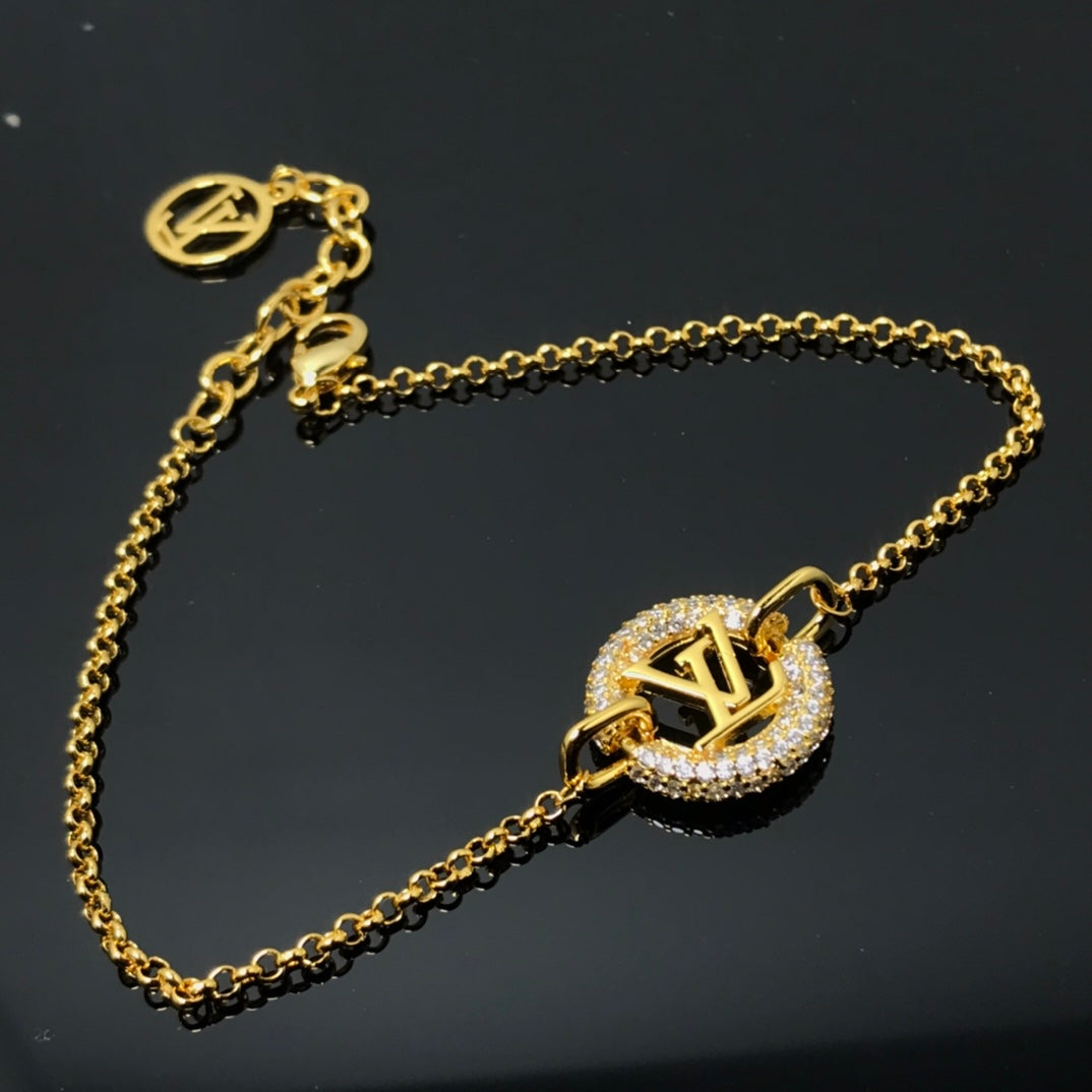 Louis Vuitton BY NIGHT DIAMOND PAVED GOLD BRACELET