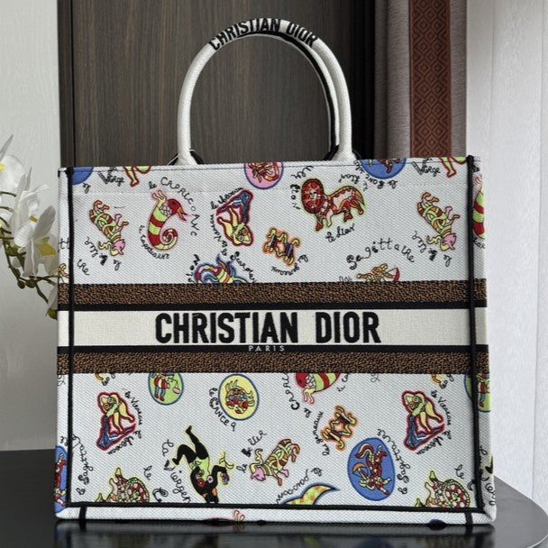 DIOR Large Book Tote 42cm White Multicolor Dragon Zodiac Embroidery