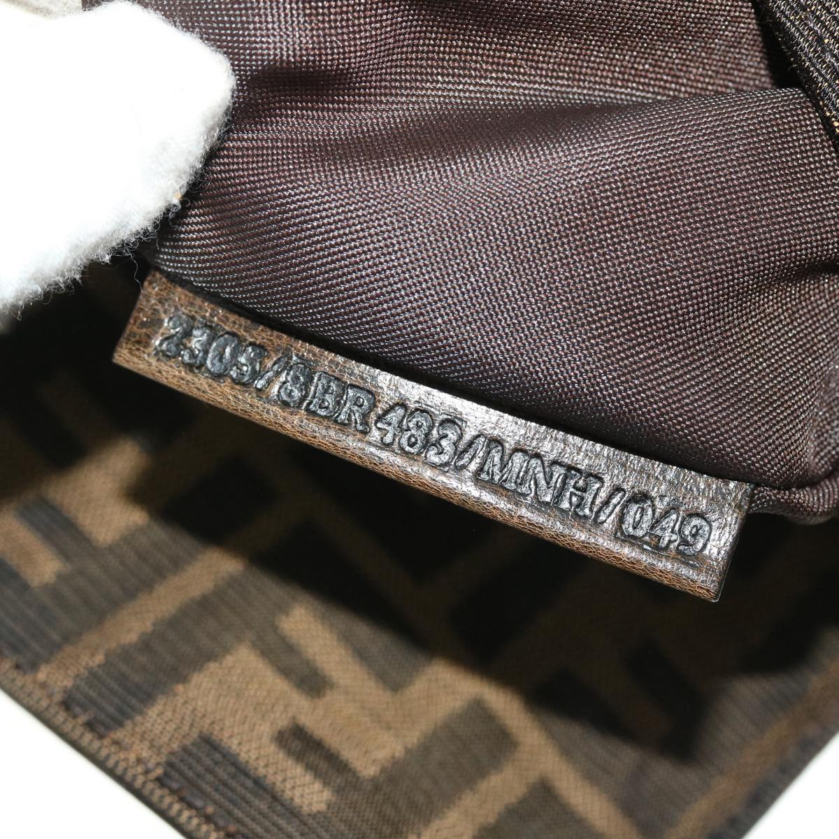 FENDI Zucca Canvas Turn Lock Shoulder Bag Black Brownyk8162