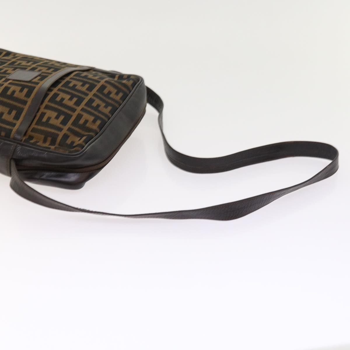 FENDI Zucca Canvas Shoulder Bag Vintage Brownyk8520