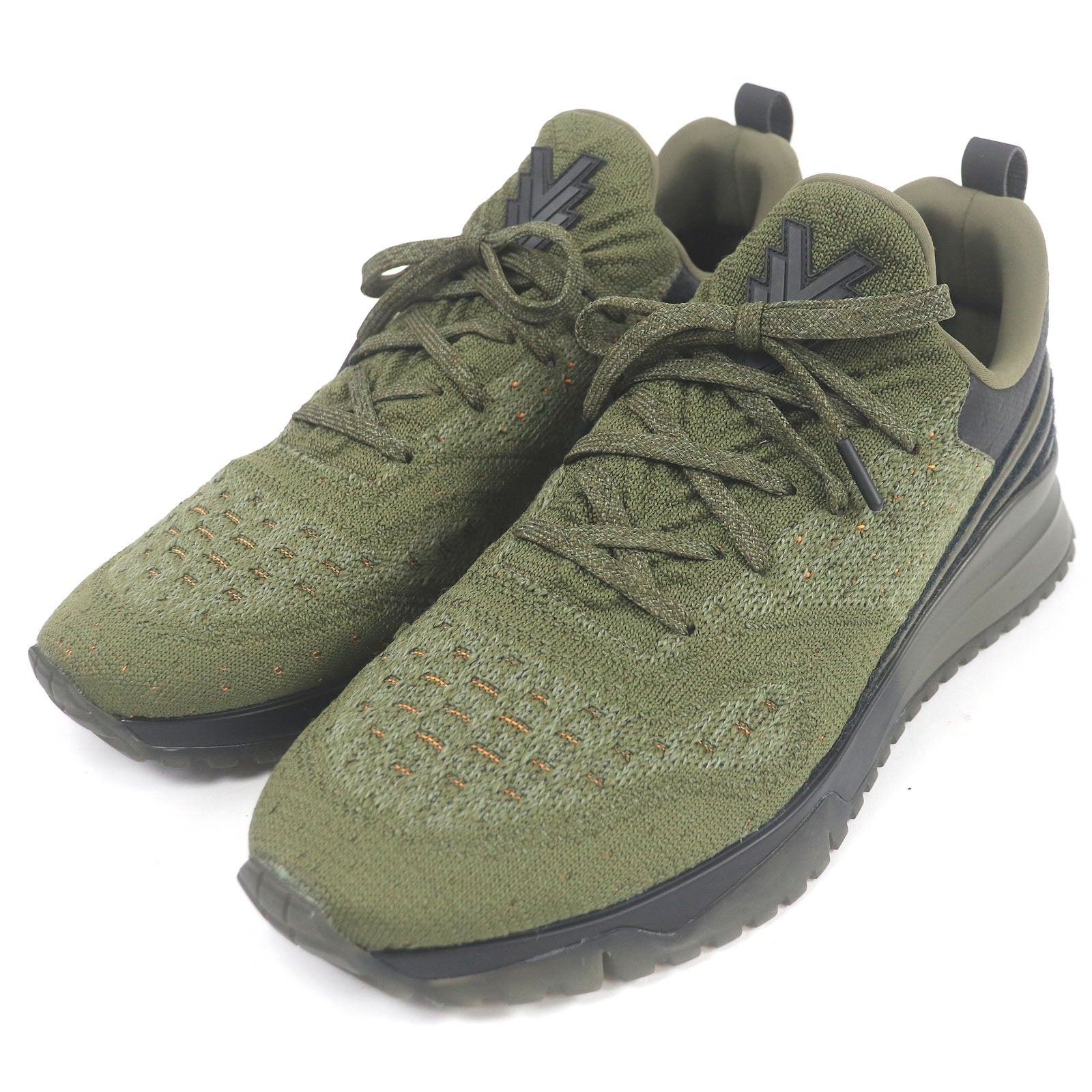 Louis Vuitton VNR Gaston V Low Cut Sneakers