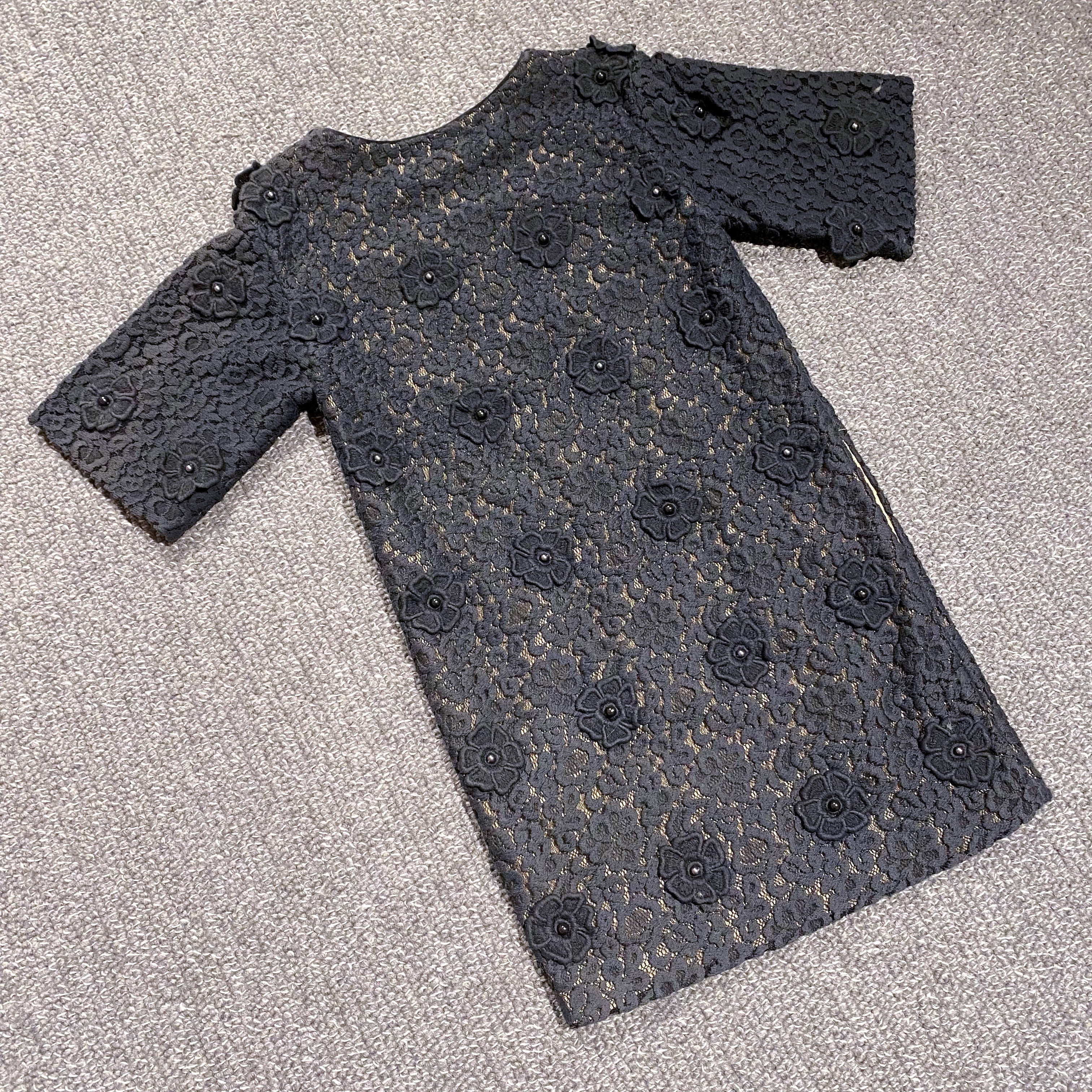 Chloe black laced dress TWS pop