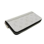 Louis Vuitton Zippy Wallet Horizontal Taiga Monogram Long Wallet