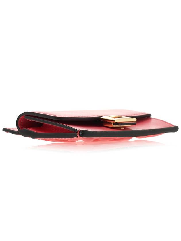Fendi FF Baguette Flap Card Wallet Rosa