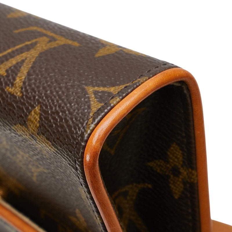 Louis Vuitton Pochette Florentine Monogram Shoulder Bag