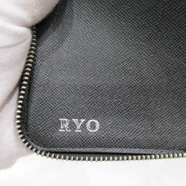 Louis Vuitton Taiga Zippy Organizer Wallet M30513