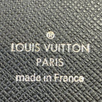 Louis Vuitton Taiga Long Wallet M33402