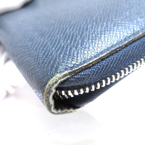 Louis Vuitton Taiga Leather Zippy Organizer Wallet M30515
