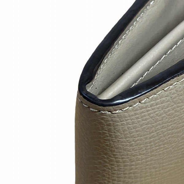 Fendi Leather Long Wallet 8M0251