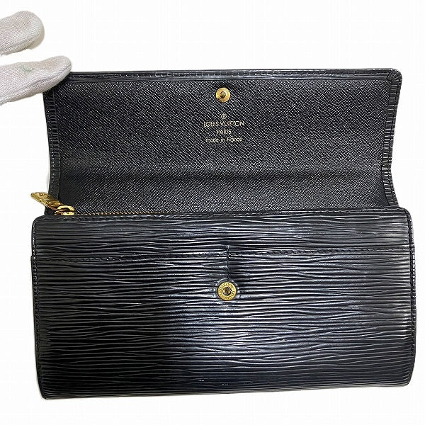 Louis Vuitton Epi Leather Long Wallet M63572 in New Condition