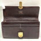 Louis Vuitton Utah Portefeuille Sarah Wallet