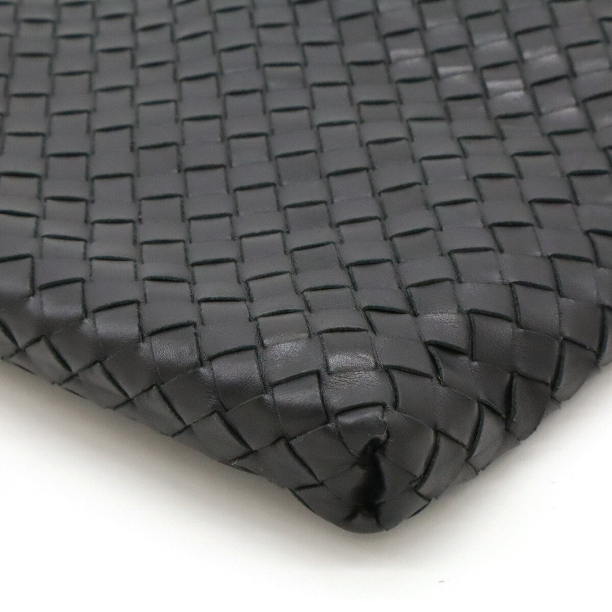 BOTTEGA VENETA Intrecciato Shoulder Bag