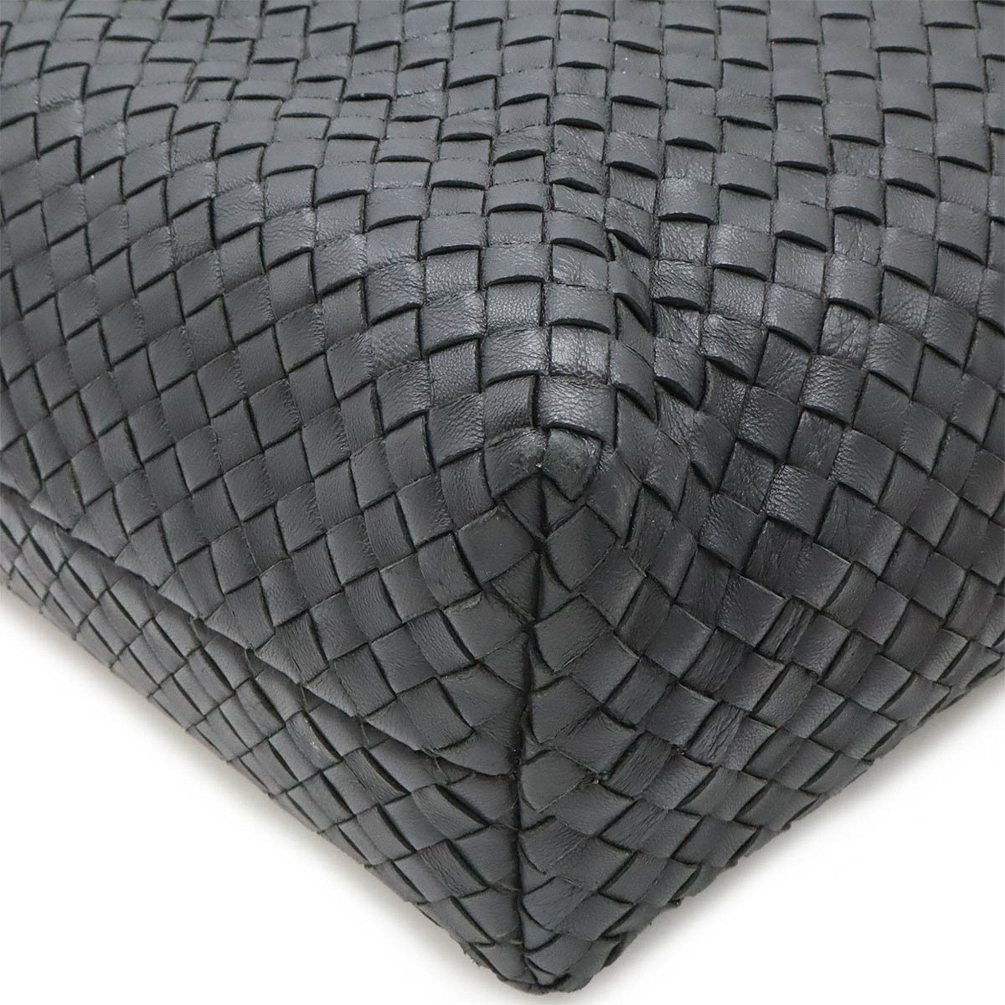 BOTTEGA VENETA Intrecciato Shoulder Bag